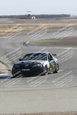 media/Nov-05-2023-CalClub SCCA (Sun) [[4ca13f3dad]]/Group 4/Offramp (Race)/